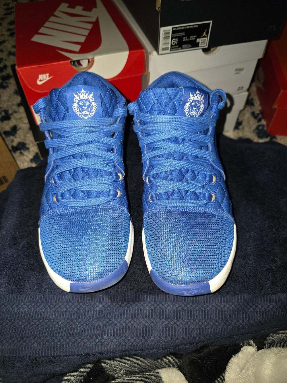 Nike LeBron Witness 8 TB Size 6.5 Game Royal White Basketball Shoes